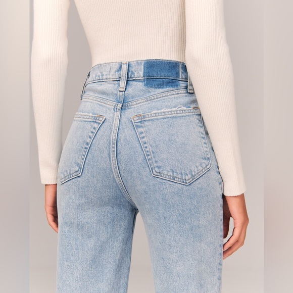 Abercrombie & Fitch Womens 90’s straight jean ultra high rise. Size 6 short. - Picture 4 of 9